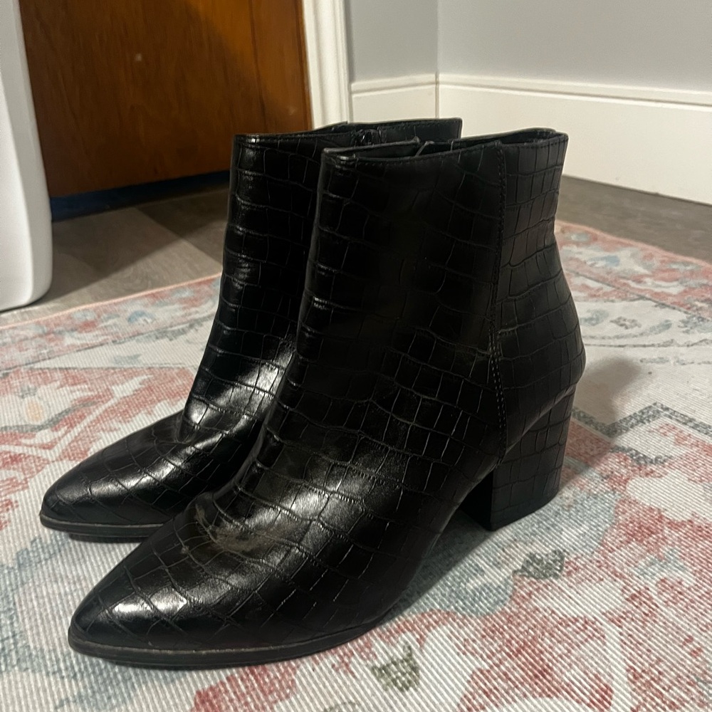 Georges Brand Pleather Boots